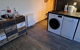 Appartement T2 27m² meublé, vue mer à 50m de la plage